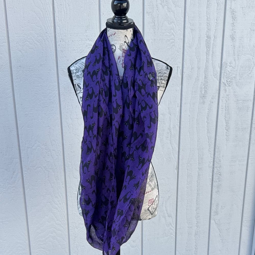 Chic Halloween Purple Cat Pattern Scarf